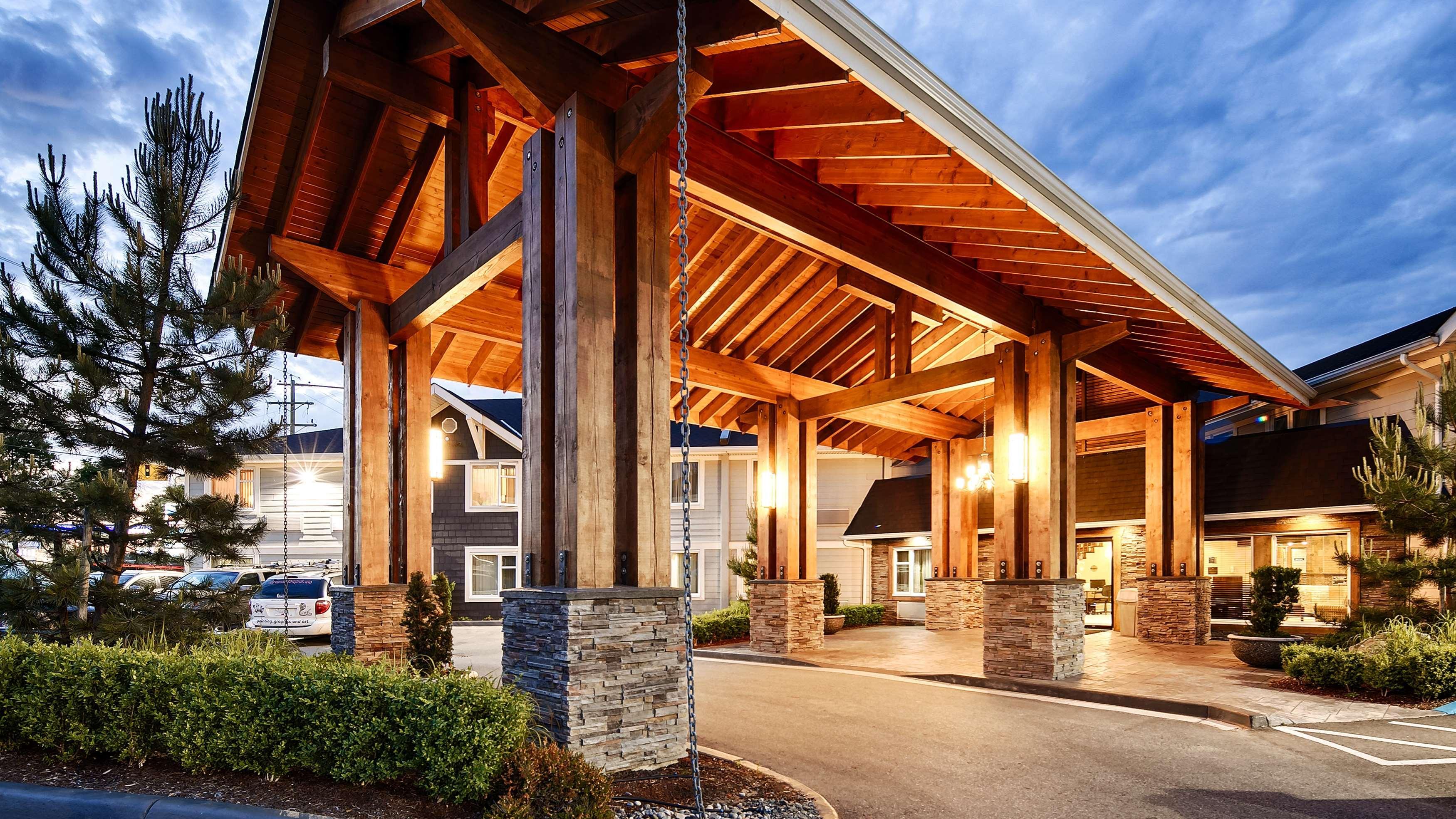 Best Western Plus Country Meadows Inn Aldergrove Exterior photo