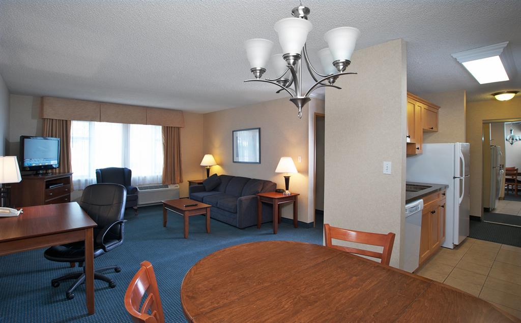 Best Western Plus Country Meadows Inn Aldergrove Room photo