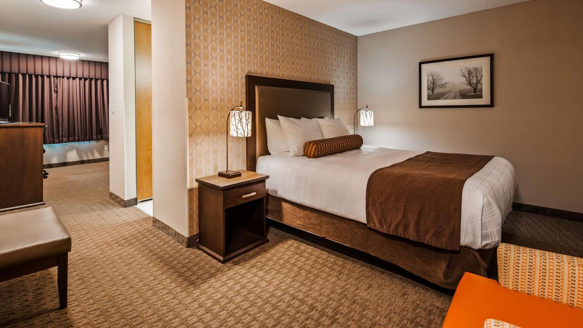 Best Western Plus Country Meadows Inn Aldergrove Exterior photo