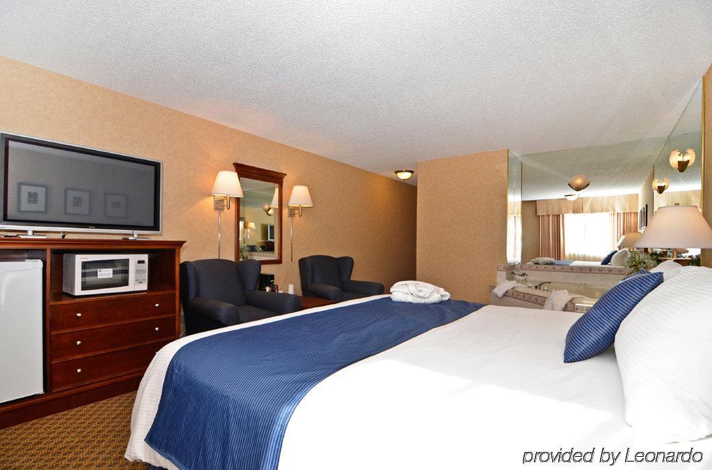 Best Western Plus Country Meadows Inn Aldergrove Room photo