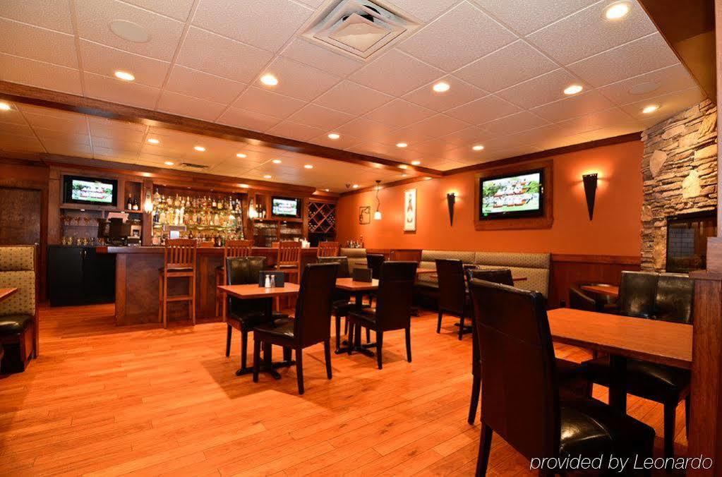 Best Western Plus Country Meadows Inn Aldergrove Exterior photo