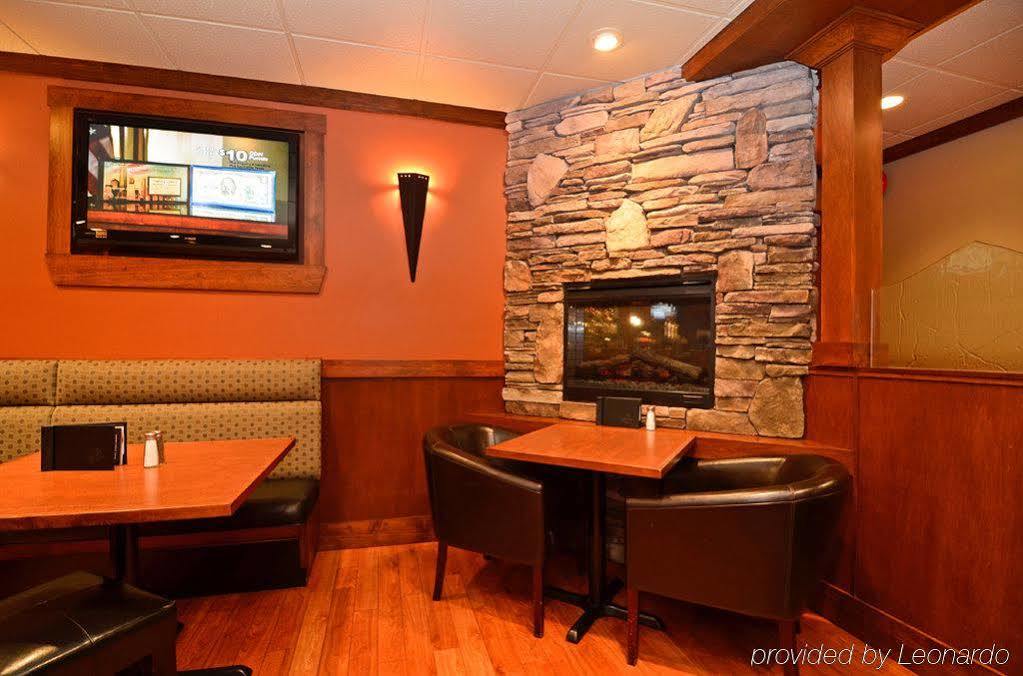 Best Western Plus Country Meadows Inn Aldergrove Exterior photo